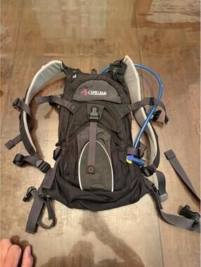 CamelBak L.U.X.E Women's Hiking Hydration Pack 3L With Bladder Black/pink